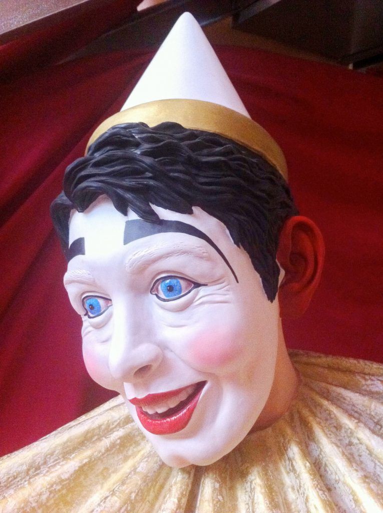 cabeza de payaso listo fibra de vidrio 6