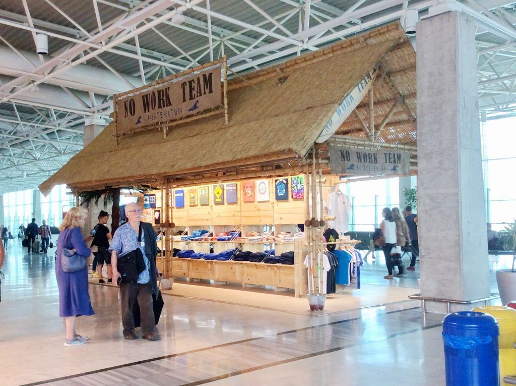 kiosco de NWT aeropuerto Fuerteventura 2